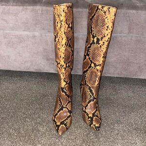 Steve Madden Kings Snake Boots